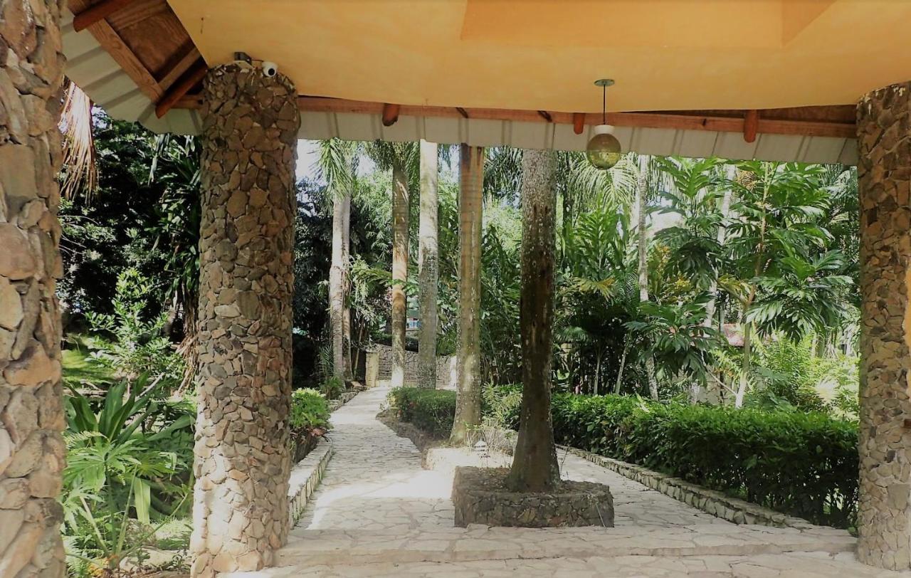 Hato Mayor Del Rey Hotel Colinas Del Rey المظهر الخارجي الصورة