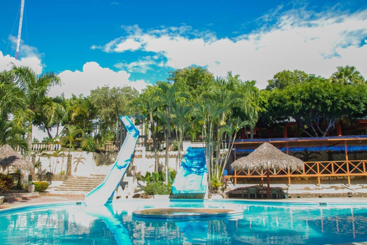 Hato Mayor Del Rey Hotel Colinas Del Rey المظهر الخارجي الصورة